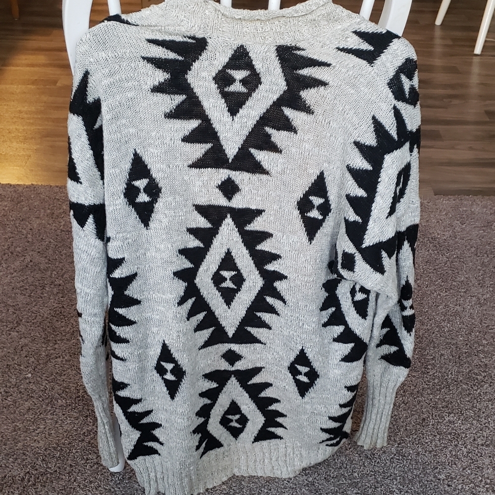 Hollister Tribal Print Black/Cream Cardigan